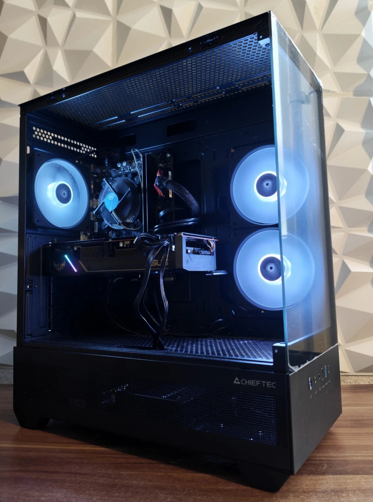 Gaming PC | RX 5700 XT 8GB | i5 9400 | 16GB RAM | SSD | RGB | Windows 11